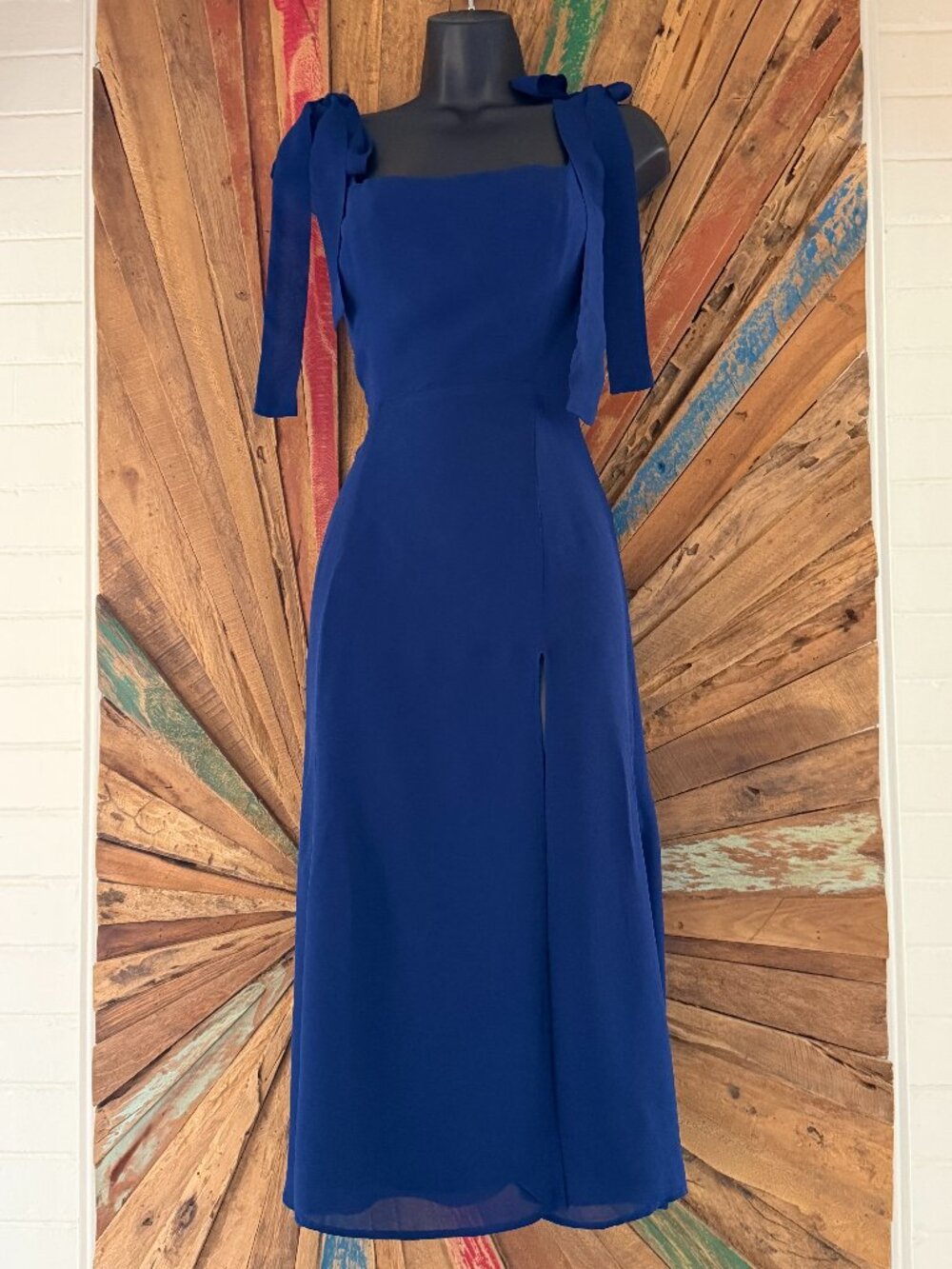 Reformation Twilight midi midnight blue shirred in Danube side slit Dress Sz 6 - Picture 7 of 12